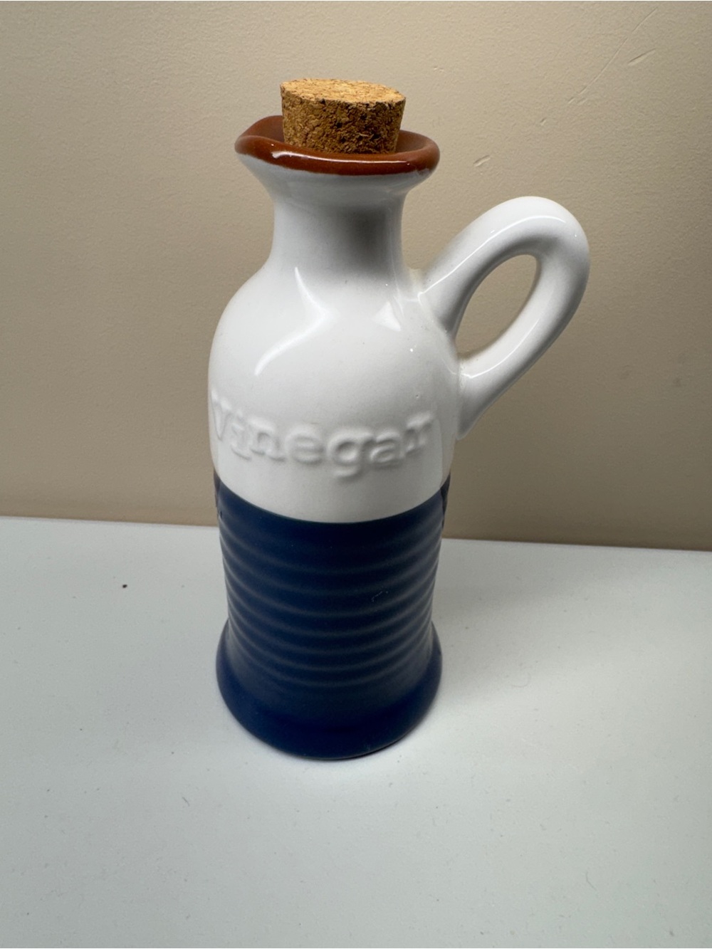 Pottery Terracotta Vinegar Bottle with Cork Stopper